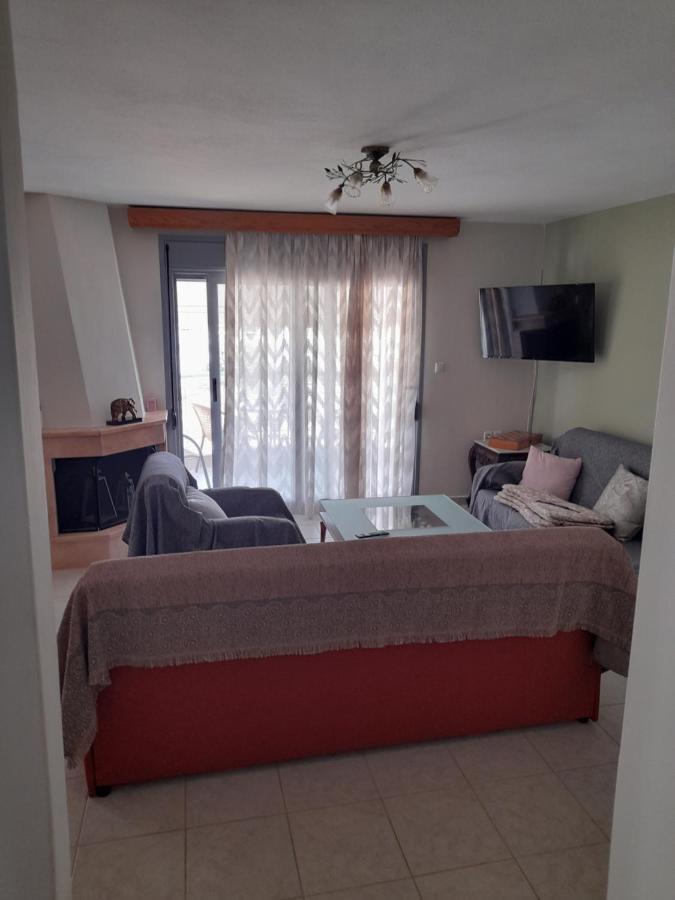 Dominikis Appartment Néa Péramos エクステリア 写真